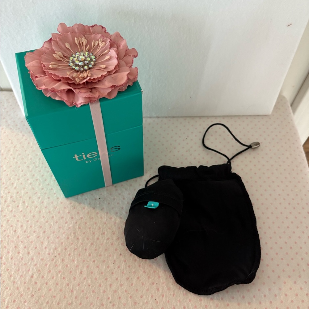 Tieks by Gavrieli Box, flower, bag only, no shoes
